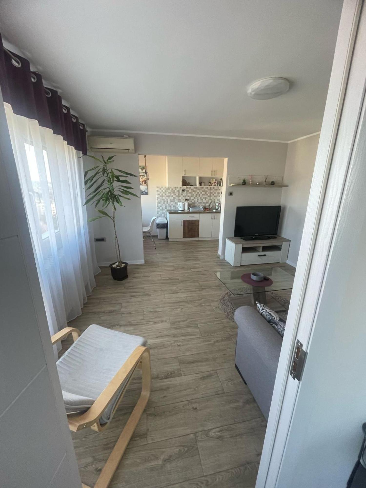 Viewpoint Apartment *
